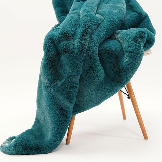 Caparica Throw Blanket - Olympia Furniture (Saint George, Utah)