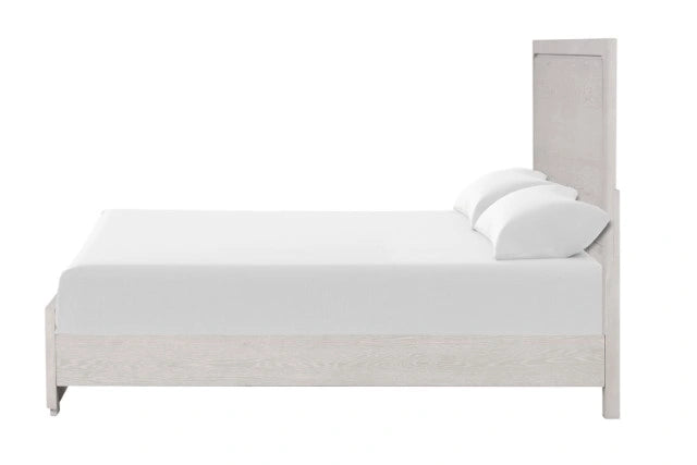 Crowthorne Queen Bedroom Set