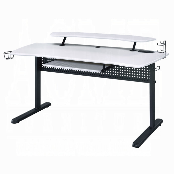 Vildre Gaming Desk With USB - Olympia Furniture (Saint George, Utah)