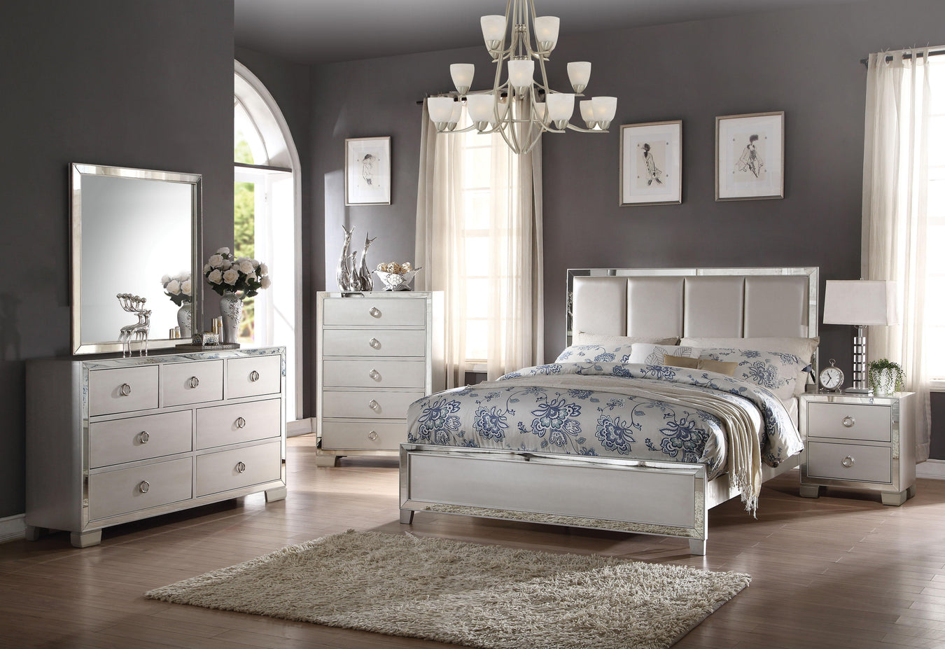 Voeville II Collection
