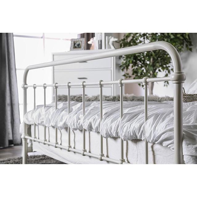 IRIA Vintage White Cal.King, E.King, & Full Bed - Olympia Furniture (Saint George, Utah)