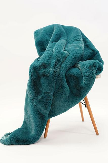 Caparica Throw Blanket - Olympia Furniture (Saint George, Utah)