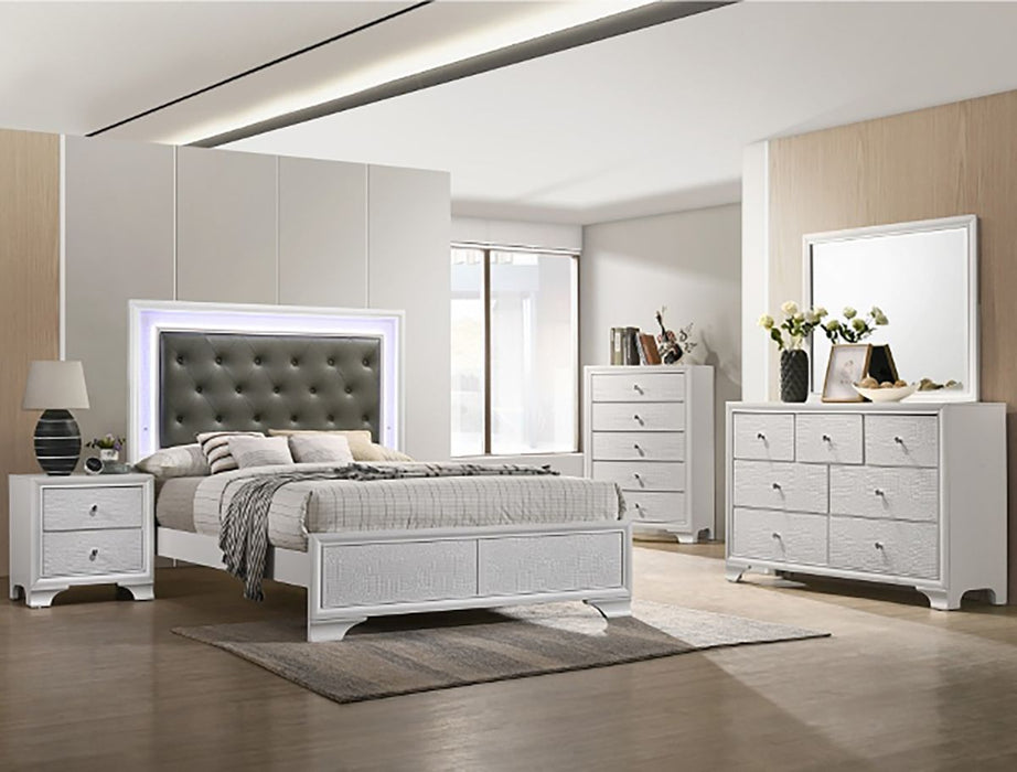 Crown Mark Furniture Lyssa Dresser Mirror in White