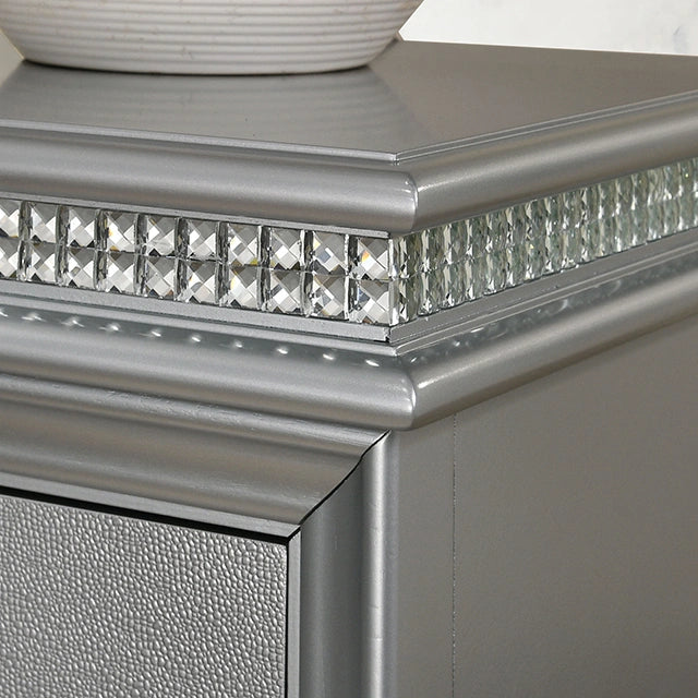 Maddie Bed White & Silver