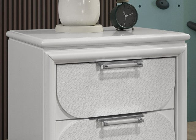 Lareina Nightstand - Olympia Furniture (Saint George, Utah)